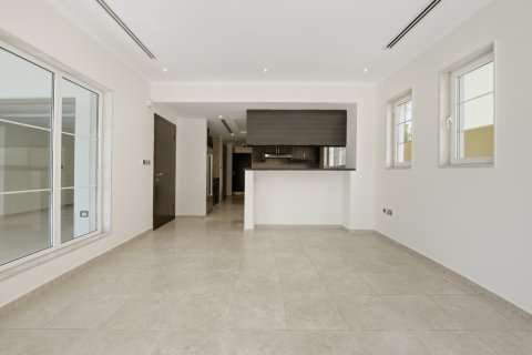 Villa til leie i Jumeirah Park, Dubai, Emiratene 3 soverom, 699.97 kvm Nr. 750087 - Foto 4