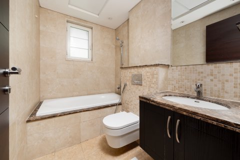 Villa til leie i Jumeirah Park, Dubai, Emiratene 3 soverom, 699.97 kvm Nr. 750087 - Foto 16