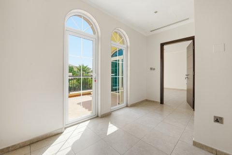 Villa til leie i Jumeirah Park, Dubai, Emiratene 3 soverom, 699.97 kvm Nr. 750087 - Foto 15