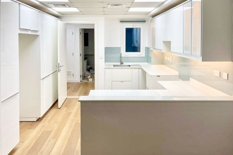 Üürile anda ridamaja asukohaga The Lakes, Dubai, AÜE: 3 magamistoaga, 238.11 m² Nr 750088 - pilt 2