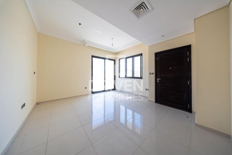 خانه شهری در Dubai ، امارات متحده عربی 3 خوابه ، 166.2 متر مربع.  شماره 741780