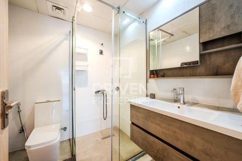 Appartement te koop in Jumeirah Village Circle, Dubai, VAE 2 slaapkamers, 107.58 vr.m., nr 741778 - foto 11