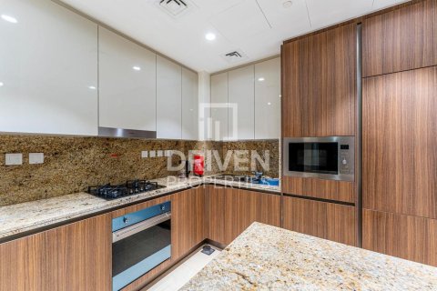 Apartmán v Downtown Dubai (Downtown Burj Dubai), Dubai, SAE 2 spálne, 127.18 m2 č. 745580 - Fotografia 14