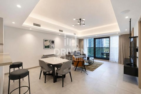 Huoneisto Jumeirah Lake Towers, Dubai, Arabiemiraatit 1 makuuhuone, 80.73 m2 № 745582