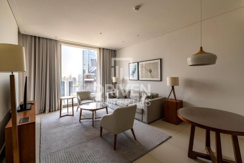 Huoneisto Downtown Dubai (Downtown Burj Dubai), Dubai, Arabiemiraatit 1 makuuhuone, 72 m2 № 745581 - kuva 4