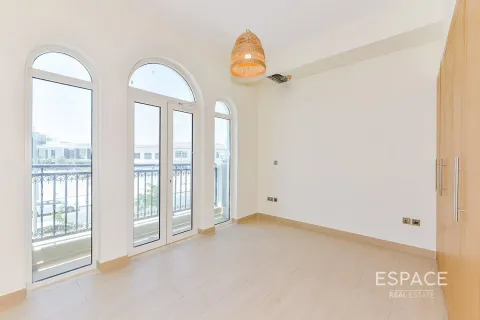فيلا للإيجار في Jumeirah Park، دبي، الإمارات العربية المتحدة 4 غرفة نوم ، 455 متر مربع ، رقم 650114 - صورة 6