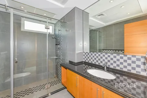 فيلا للإيجار في Jumeirah Park، دبي، الإمارات العربية المتحدة 4 غرفة نوم ، 455 متر مربع ، رقم 650114 - صورة 13