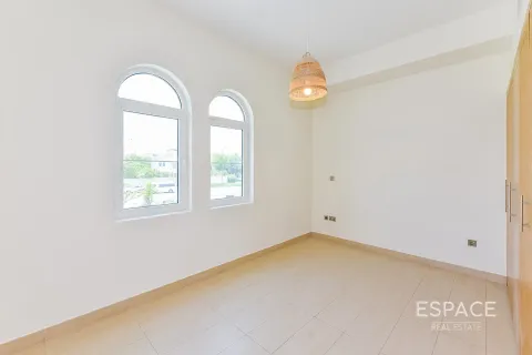 فيلا للإيجار في Jumeirah Park، دبي، الإمارات العربية المتحدة 4 غرفة نوم ، 455 متر مربع ، رقم 650114 - صورة 9