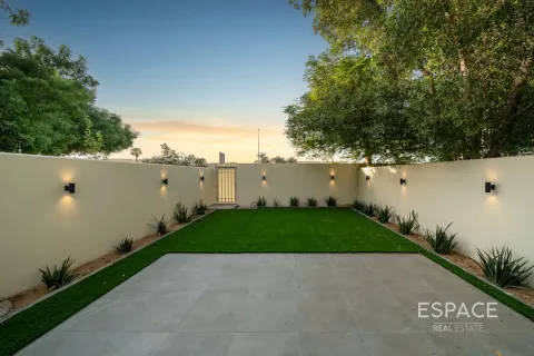 Huvila The Springs, Dubai, Arabiemiraatit 2 makuuhuonetta, 162 m2 № 650116 - kuva 18