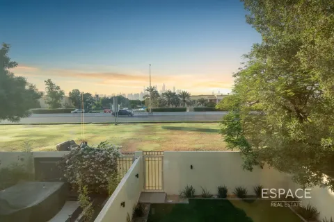 Huvila The Springs, Dubai, Arabiemiraatit 2 makuuhuonetta, 162 m2 № 650116 - kuva 17