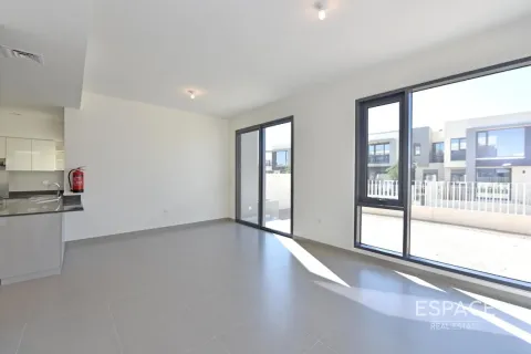Βίλα σε Dubai Hills Estate, ΗΑΕ 3 υπνοδωμάτια, 211 τ.μ. Αρ. 650112 - φωτογραφία 2