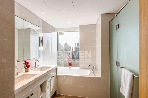 Apartment sa Downtown Dubai (Downtown Burj Dubai), UAE 2 silid-tulugan, 159 sq.m. № 653726 - larawan 14