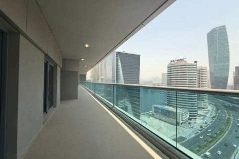 Apartman u Dubai, UAE 4 spavaćih soba, 203 m2 Br. 734376 - fotografija 6