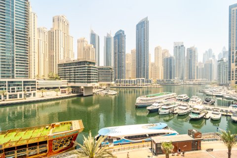 Appartamento a Dubai Marina, Dubai, EAU 2 camere da letto, 133 mq. № 734365
