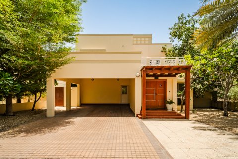 ویلا برای فروش در  Dubai، امارات متحده عربی  3 خوابه ، 516 متر مربع ، شماره 734377 - تصویر 2