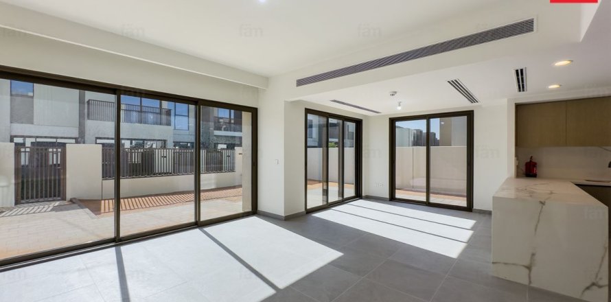 Māja Dubaijā, AAE 4 istabas, 235.6 m2 Nr. 698868