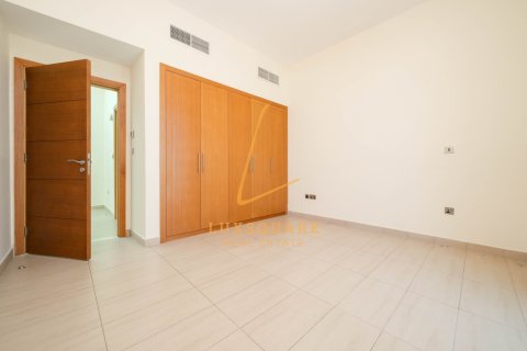 Villa in affitto a Jumeirah Park, Dubai, EAU 4 camere da letto, 604 mq. № 700829 - foto 15