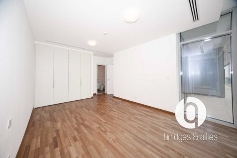 Apartmán v DIFC, Dubai, SAE 3 spálne, 194 m2 č. 701962 - Fotografia 3