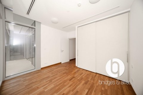 Apartmán v DIFC, Dubai, SAE 3 spálne, 194 m2 č. 701962 - Fotografia 6
