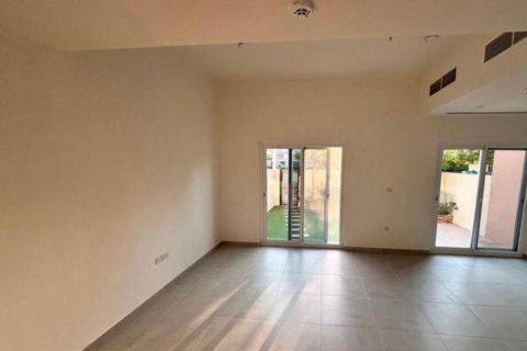 Vila u Dubai Land, Dubai, UAE 3 spavaćih soba, 161 m2 Br. 678015 - fotografija 4