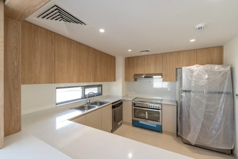 Üürile anda ridamaja asukohaga Dubai South (Dubai World Central), Dubai, AÜE: 4 magamistoaga, 307 m² Nr 678016 - pilt 2