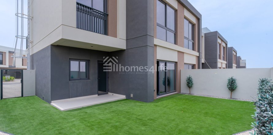 Radhus i Dubai South (Dubai World Central), Dubai, UAE 3 sovrum, 204 kvm Nr. 678021