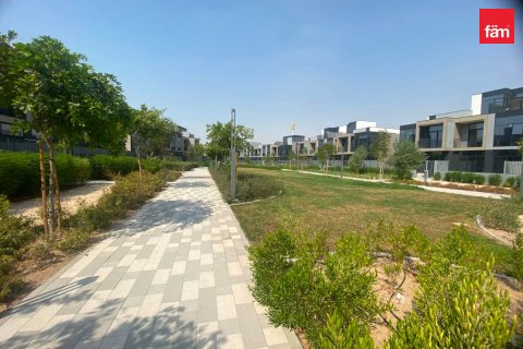 Dubai, UAE의 임대용 타운하우스 침실 4개, 262.1제곱미터 번호 765799 - 사진 6