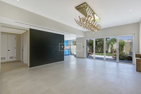 Villa in vendita a The Springs, Dubai, EAU 3 camere da letto, 243 mq. № 633399 - foto 3