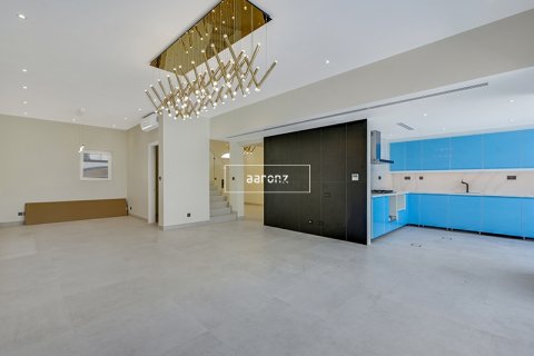 Villa in vendita a The Springs, Dubai, EAU 3 camere da letto, 243 mq. № 633399 - foto 4