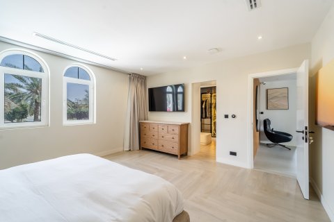 Vila u gradu Dubai, UAE 5 spavaće sobe, 409 m2 Br. 701771 - Slika 18