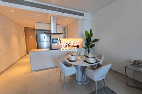 Apartmen di Jumeirah Beach Residence, Dubai, UAE 2 bilik tidur, 108 meter persegi № 711987 - foto 6