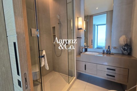 Apartmen di Jumeirah Beach Residence, Dubai, UAE 2 bilik tidur, 108 meter persegi № 711987 - foto 14