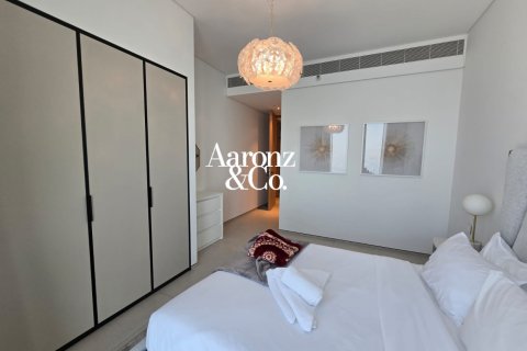 Apartmen di Jumeirah Beach Residence, Dubai, UAE 2 bilik tidur, 108 meter persegi № 711987 - foto 3