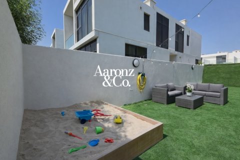 Vilë në DAMAC Hills (Akoya by DAMAC), Dubai, Emiratet e Bashkuara Arabe 6 dhoma gjumi, 322 m2. № 711988 - Foto 22