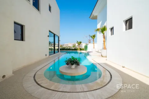 Villa til salg i Palm Jumeirah, Dubai, UAE 5 soveværelser, 595 kvm № 738027 - foto 10