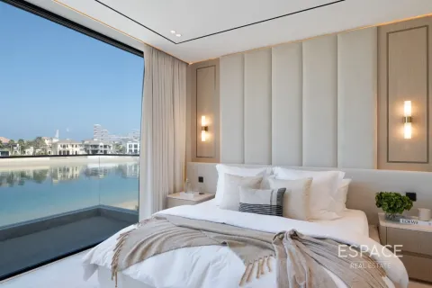 Villa til salg i Palm Jumeirah, Dubai, UAE 5 soveværelser, 595 kvm № 738027 - foto 6