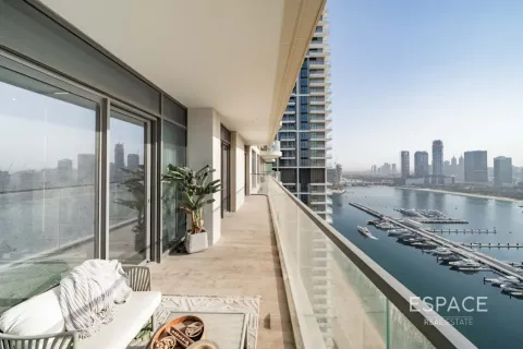 Apartment i Dubai Harbour, Dubai, UAE 3 soveværelser, 163 kvm № 738022