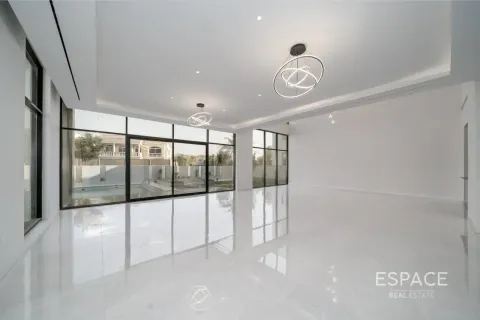Villa til salg i Jumeirah Park, Dubai, UAE 6 soveværelser, 687 kvm № 738025 - foto 4