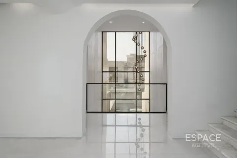 Villa til salg i Jumeirah Park, Dubai, UAE 6 soveværelser, 687 kvm № 738025 - foto 9