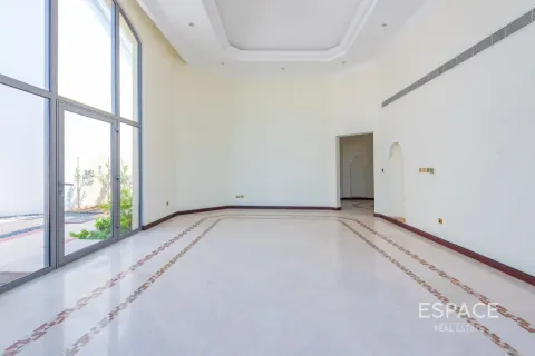 Villa til salg i Palm Jumeirah, Dubai, UAE 4 soveværelser, 465 kvm № 738026 - foto 7