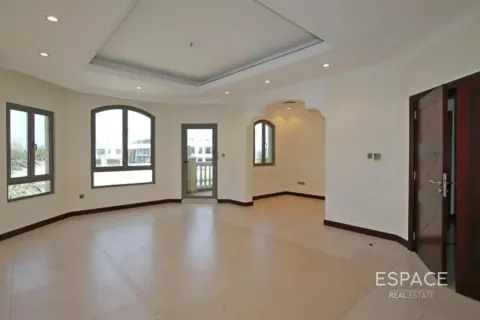 ویلا برای فروش در  Palm Jumeirah، Dubai، امارات متحده عربی  4 خوابه ، 465 متر مربع ، شماره 738021 - تصویر 4