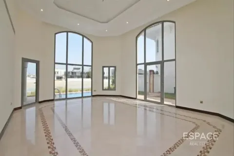 ویلا برای فروش در  Palm Jumeirah، Dubai، امارات متحده عربی  4 خوابه ، 465 متر مربع ، شماره 738021 - تصویر 2