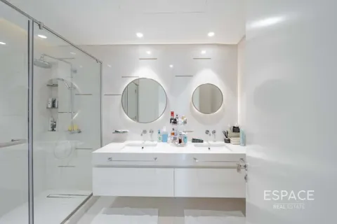 Apartment til salg i Dubai Harbour, Dubai, UAE 2 soveværelser, 108 kvm № 738024 - foto 12