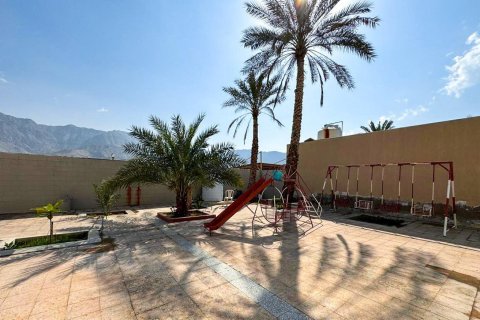 Villa in Al Rams, Ras Al Khaimah, UAE 5 bedrooms, 720 sq.m. № 730709 - photo 3