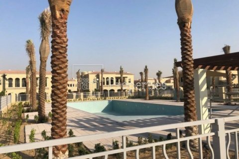 Townhouse de închiriat în Dubai, EAU 2 dormitoare, 174.2 mp. №699988 - poză 18