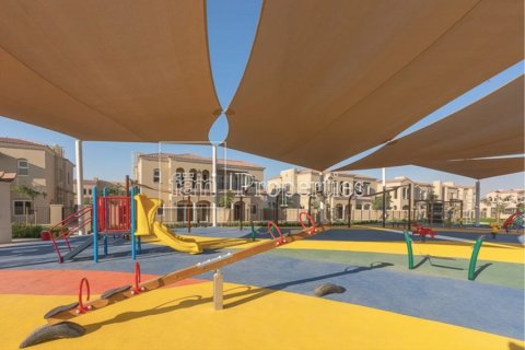 Townhouse de închiriat în Dubai, EAU 2 dormitoare, 174.2 mp. №699988 - poză 21