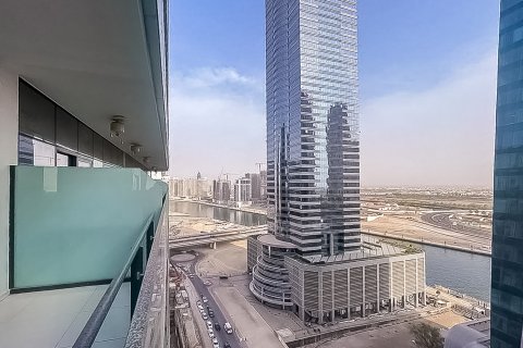 Apartament de închiriat în Business Bay, Dubai, EAU 3 dormitoare, 135.17 mp.  №754508 - poză 9