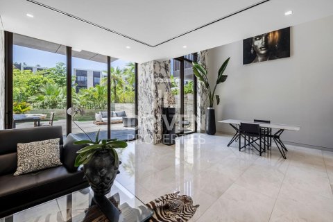 Villa para venda em Jumeirah, Dubai, EAU 3 quartos, 289.67 m2 № 741881 - foto 2