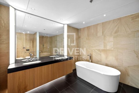 Apartamento en venta en Jumeirah, Dubai, EAU 1 dormitorio, 150.32 m2 № 741880 - foto 14