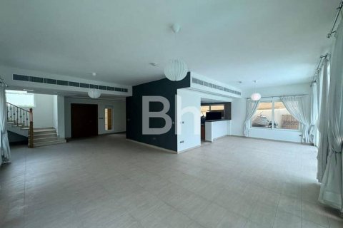 Villa zur Miete in Jumeirah Park, Dubai, VAE 4 Schlafzimmer, 600 m2 Nr. 643774 - Foto 10